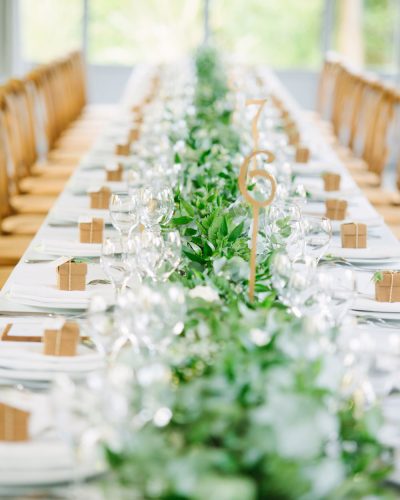 décoration table plantes blanche fleur